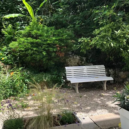 15m2 Avec Terrasse Et Place De Parking 아파트