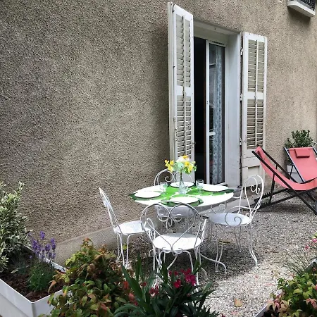 15m2 Avec Terrasse Et Place De Parking * Aix-les-Bains