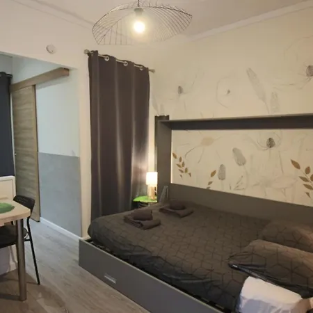 15m2 Avec Terrasse Et Place De Parking * 艾克斯莱班