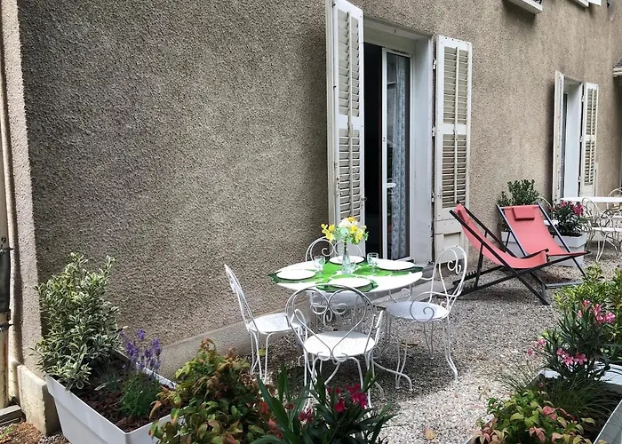 15m2 Avec Terrasse Et Place De Parking * Aix-les-Bains
